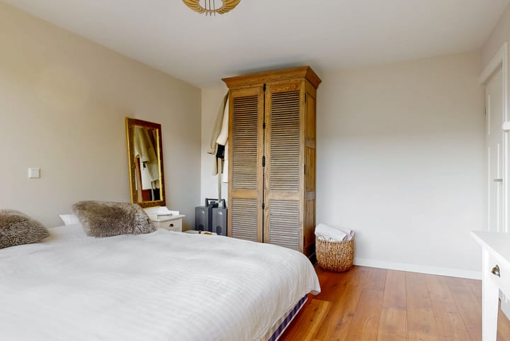 Photo 15 of Zonnebloemstraat 17