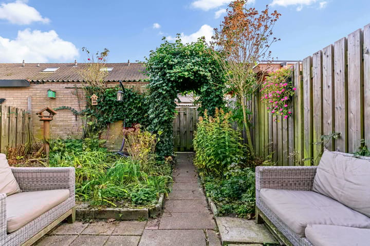 Photo 26 of Zonnebloemstraat 17