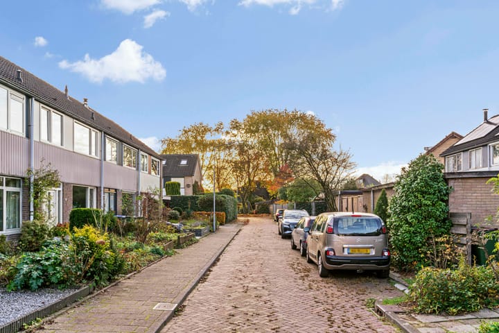 Photo 29 of Zonnebloemstraat 17