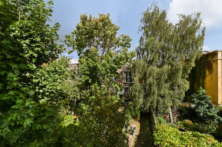 Foto 43 van De Ruijterstraat 71