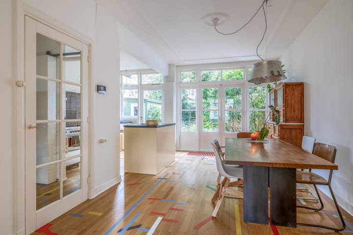 Foto 11 van Caan van Necklaan 197