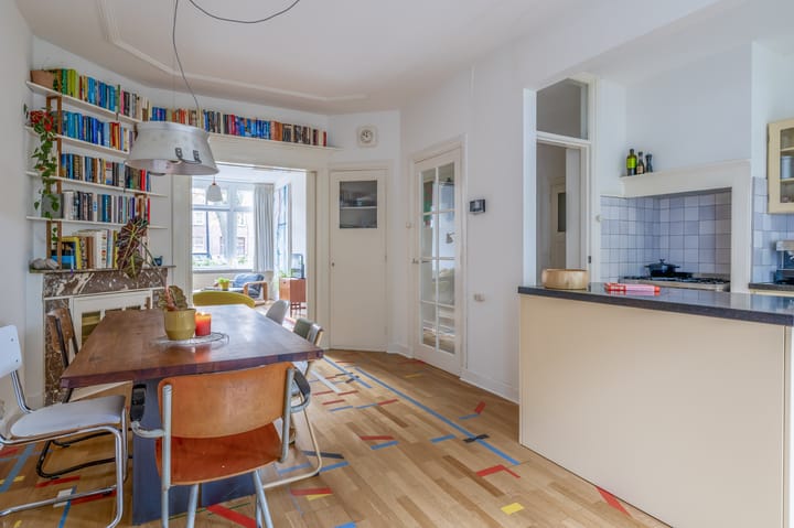 Foto 12 van Caan van Necklaan 197