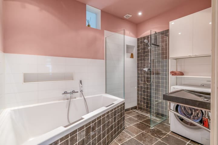 Foto 22 van Caan van Necklaan 197