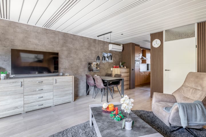 Photo 13 of Jan Jacob Slauerhoffstraat 18