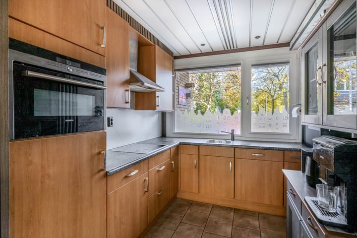 Photo 16 of Jan Jacob Slauerhoffstraat 18