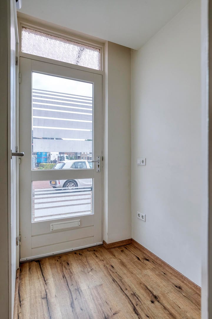 Photo 2 of Sluisstraat 62