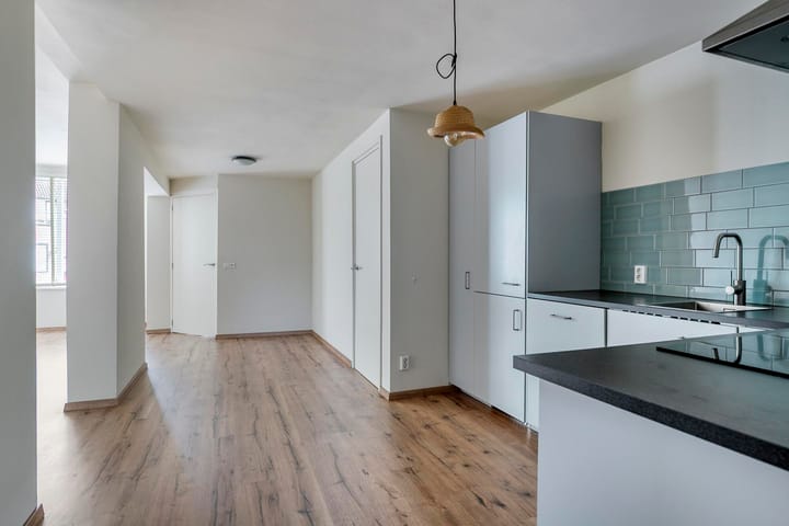 Photo 10 of Sluisstraat 62