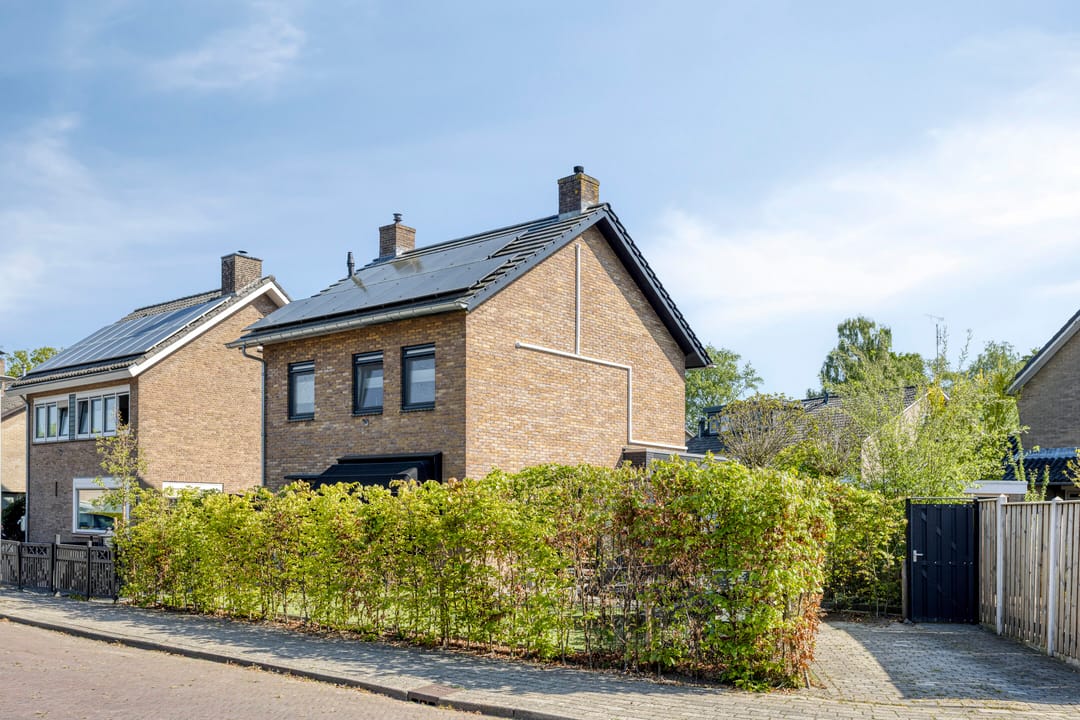 Photo 43 of Zwaluwstraat 7