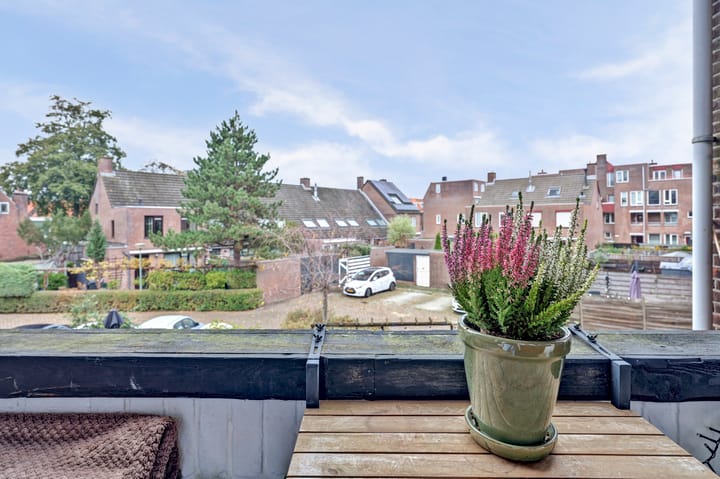 Foto 22 van Dijklaan 81