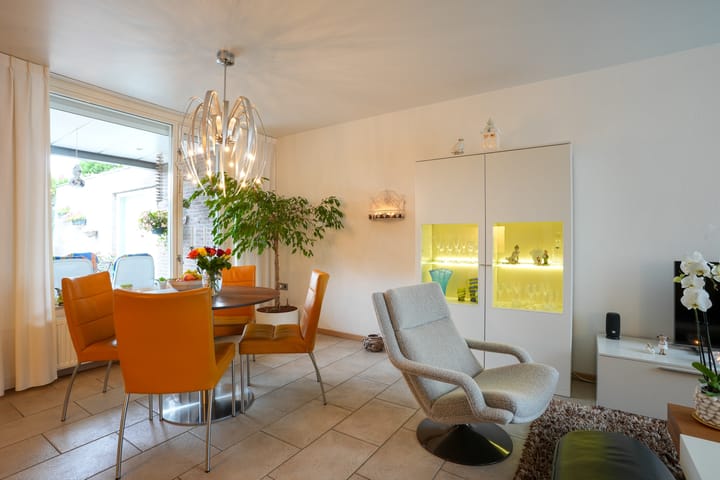 Photo 4 of Schepenstraat 24