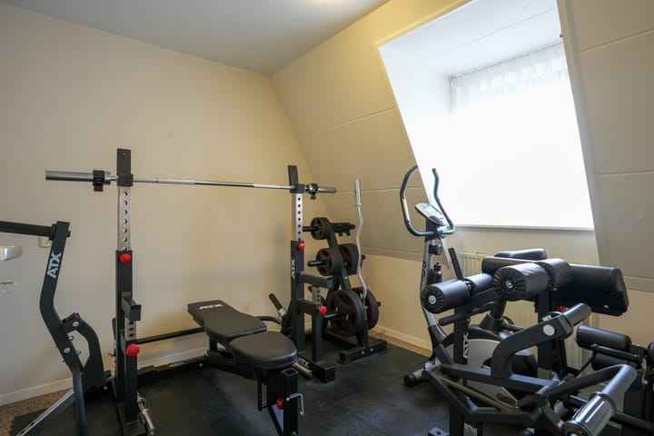 Photo 10 of Schepenstraat 24