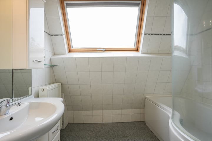 Photo 12 of Schepenstraat 24