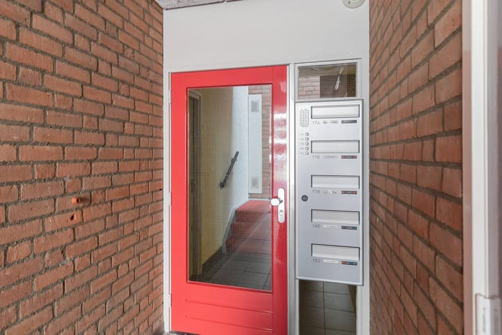 Photo 37 of Sandenburg 182