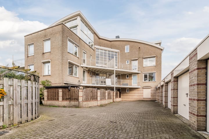 Photo 25 of Papiermolenweg 15