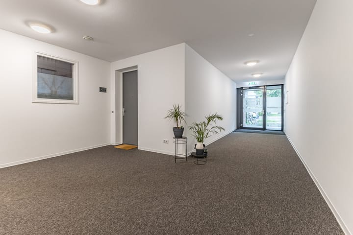 Photo 8 of Engelandlaan 123-L