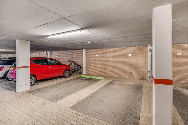 Photo 38 of Kerkewijk 87