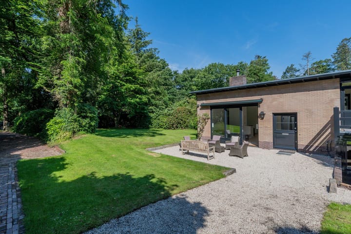 Photo 20 of Mozartlaan 12-A