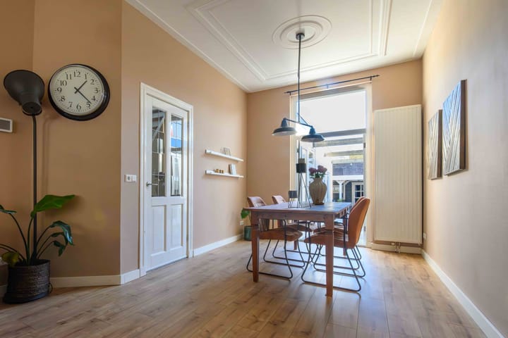 Photo 4 of Prinsenstraat 8