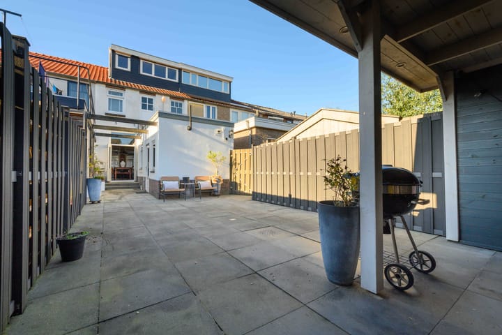 Photo 8 of Prinsenstraat 8