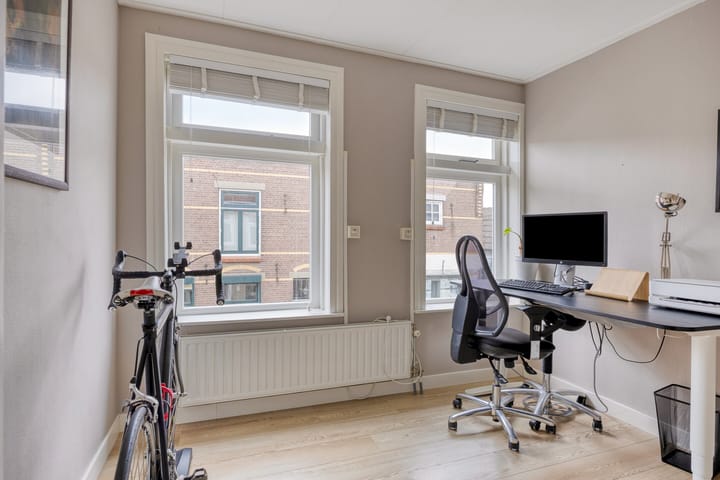 Photo 19 of Prinsenstraat 8