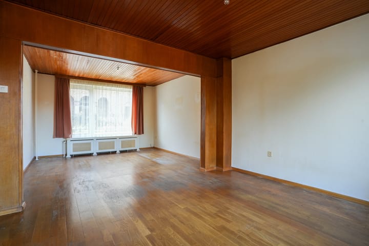 Foto 3 van Meuserstraat 104