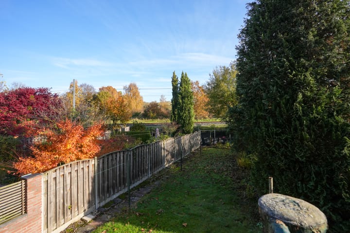 Foto 19 van Meuserstraat 104