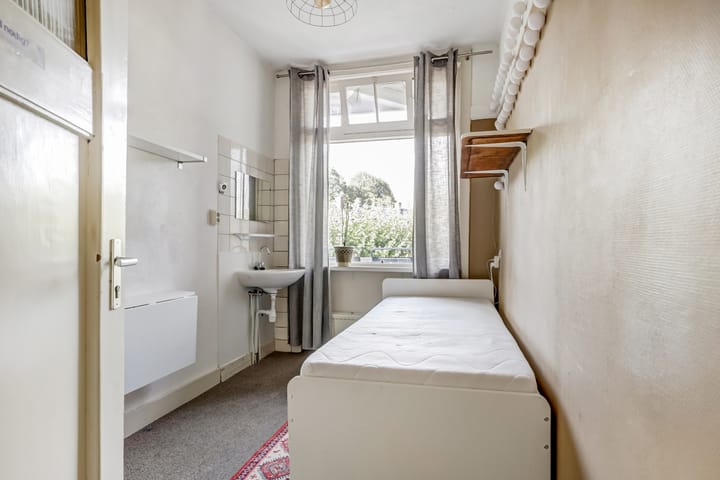 Photo 16 of Groeneweg 107-BS