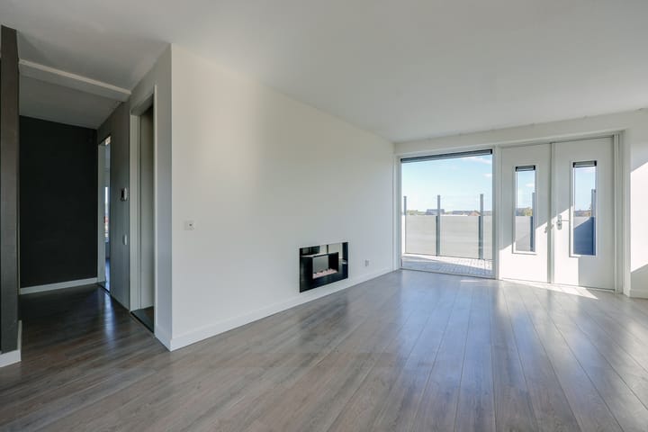 Appartement te koop: Roald Amundsenstraat 68, Almere