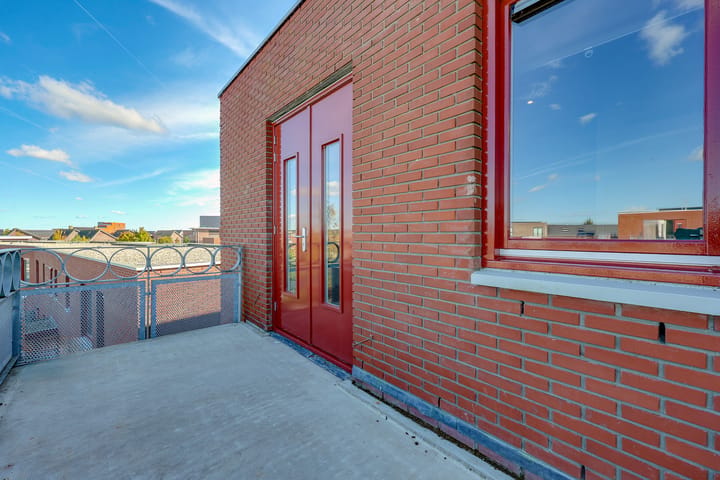 Appartement te koop: Roald Amundsenstraat 68, Almere