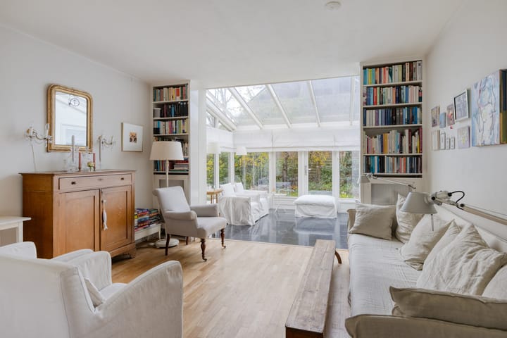 Photo 4 of Leeuwerik 6