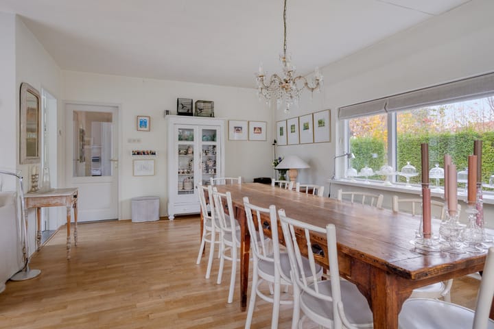 Photo 20 of Leeuwerik 6