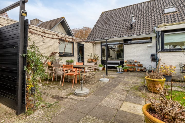 Photo 57 of Leeuwerik 6