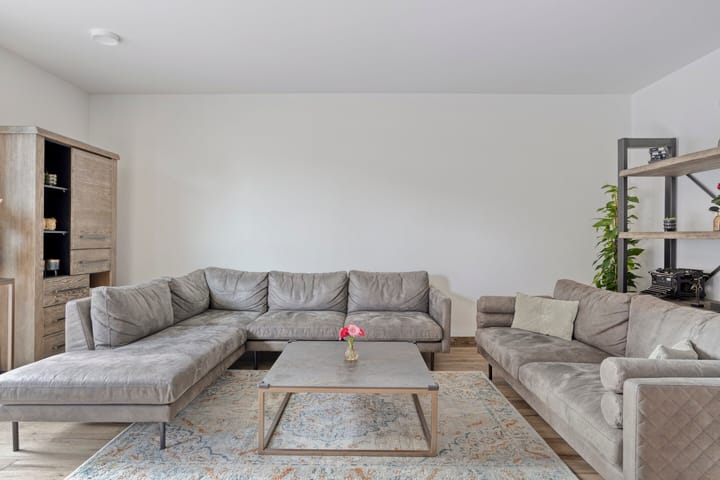 Photo 13 of Dotterbloem 23