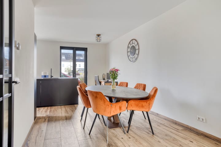 Photo 14 of Dotterbloem 23