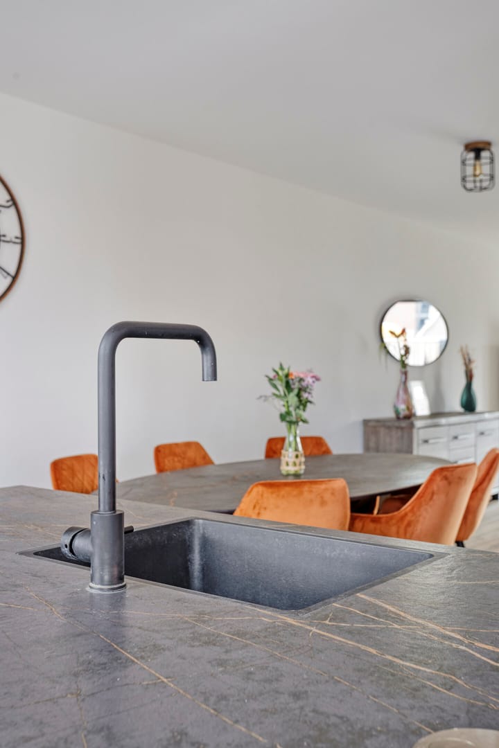 Photo 19 of Dotterbloem 23