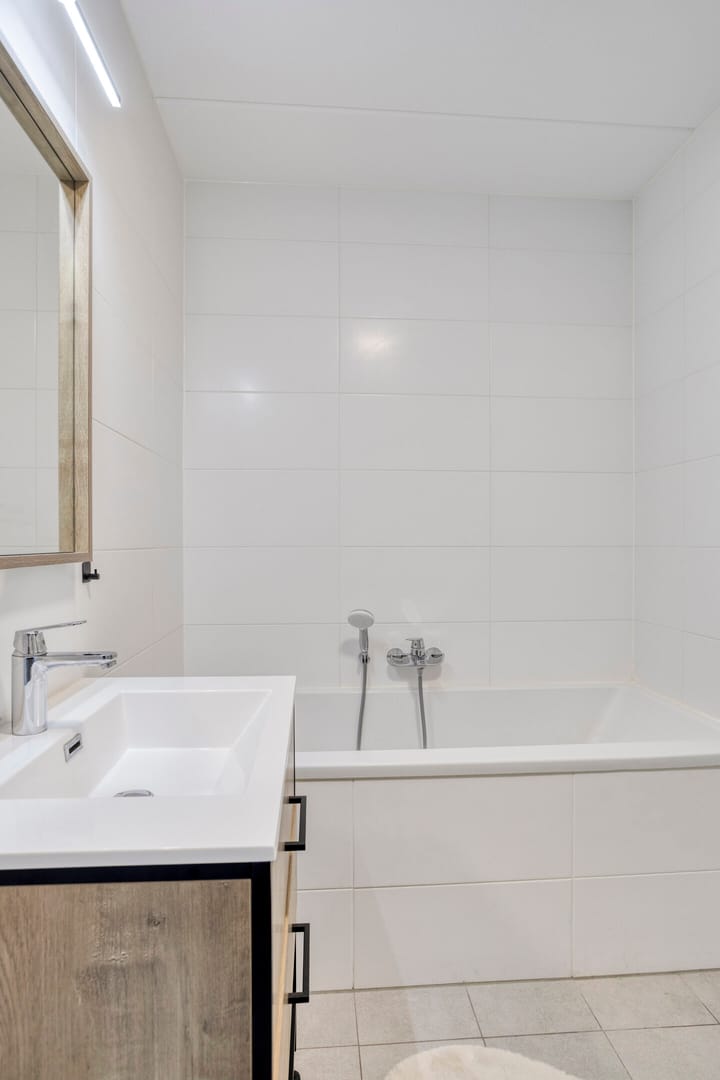 Photo 33 of Dotterbloem 23