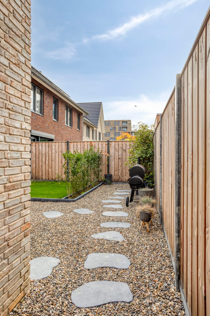 Photo 40 of Dotterbloem 23