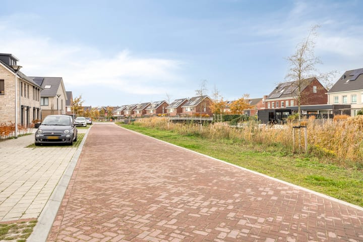 Photo 43 of Dotterbloem 23