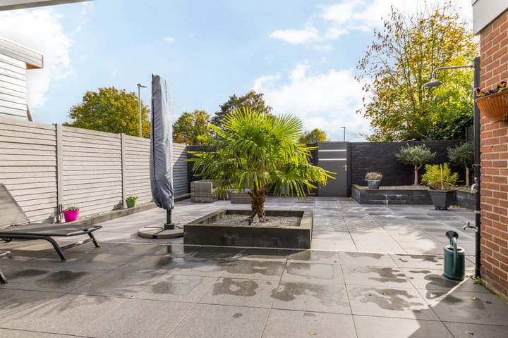 Photo 2 of Zuster Theodolindestraat 4