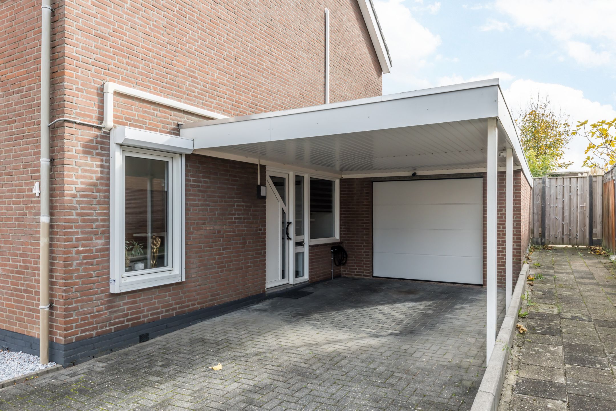 Foto 36 van Zuster Theodolindestraat 4