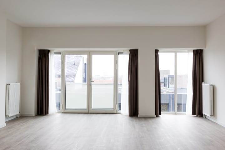 Photo 4 of Rogier van der Weydestraat 6-D3