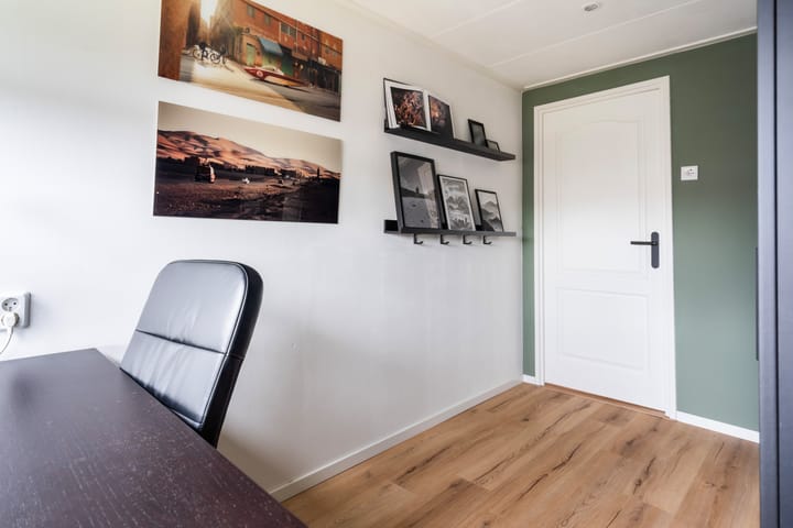 Photo 35 of Van Teylingenweg 44