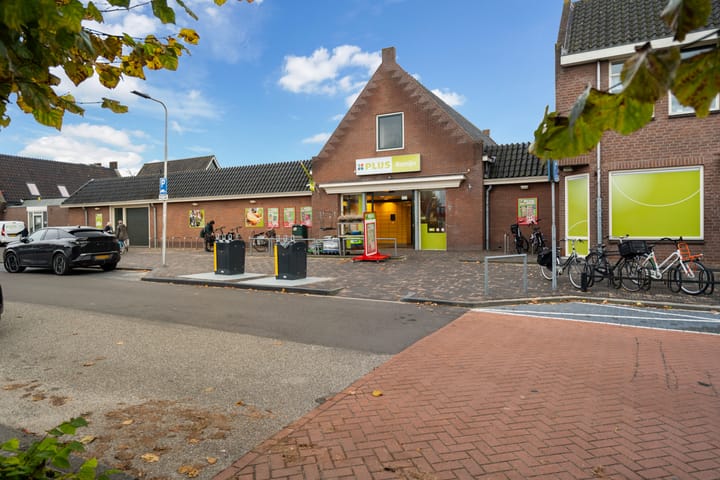 Photo 42 of Van Teylingenweg 44