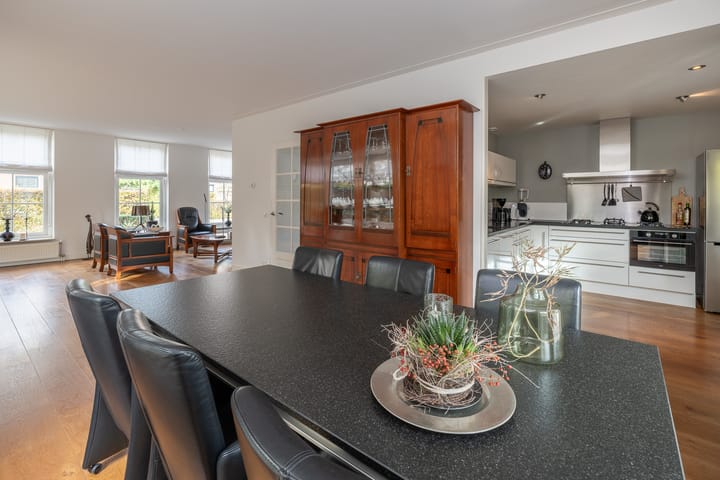 Photo 16 of Wethouder van Hekezenlaan 13