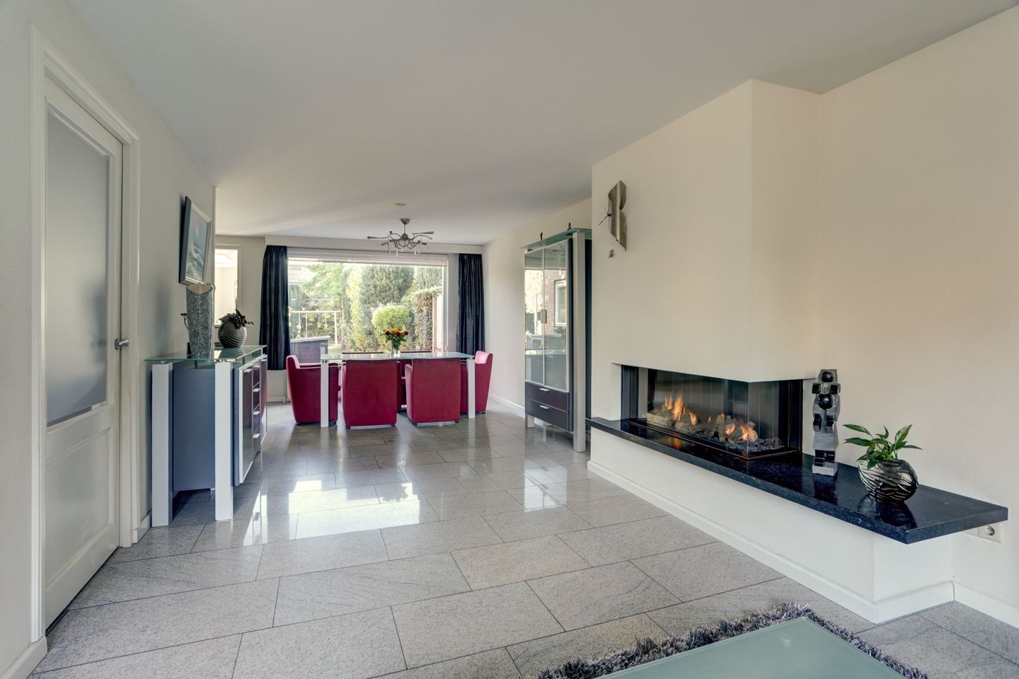 Foto 4 van Newtonlaan 2