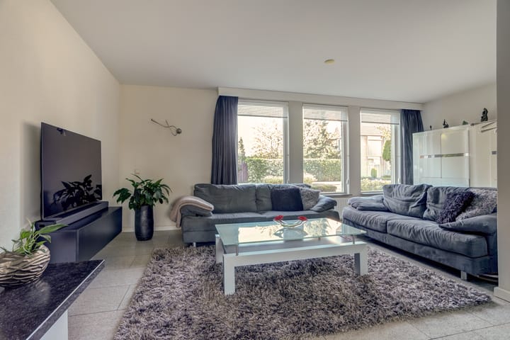 Photo 5 of Newtonlaan 2