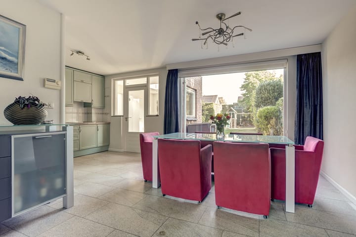 Photo 8 of Newtonlaan 2