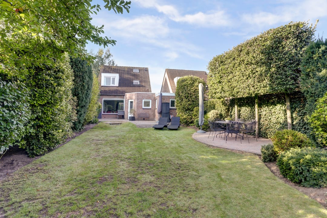 Foto 31 van Newtonlaan 2