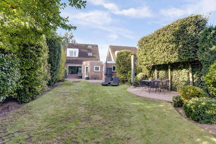 Photo 31 of Newtonlaan 2