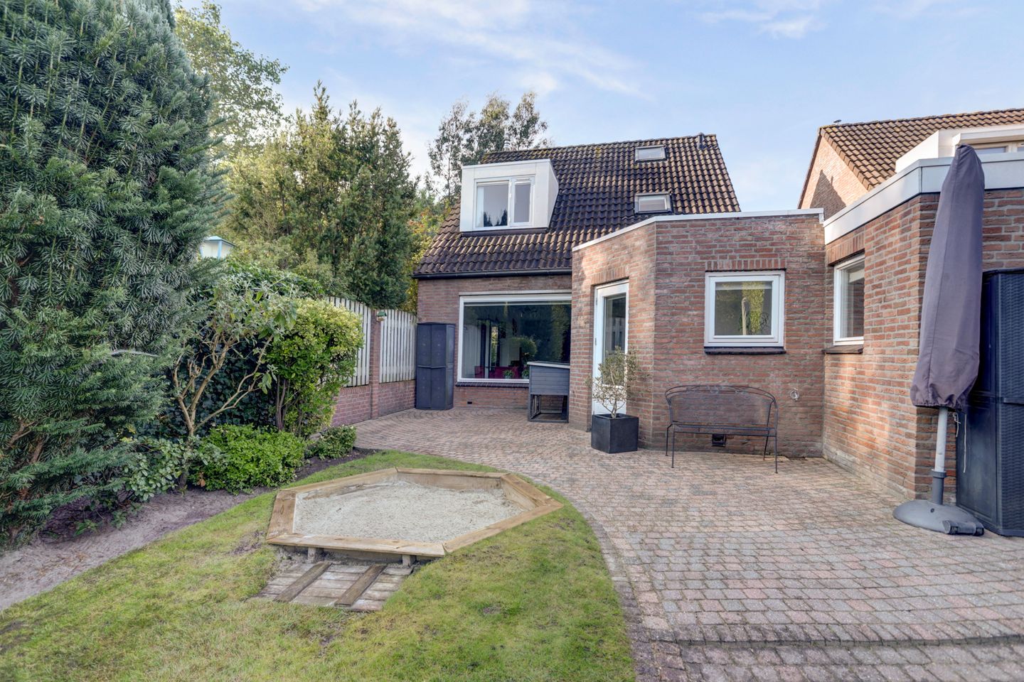 Foto 35 van Newtonlaan 2